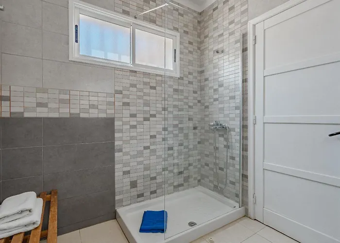 Orlando * أذيخي